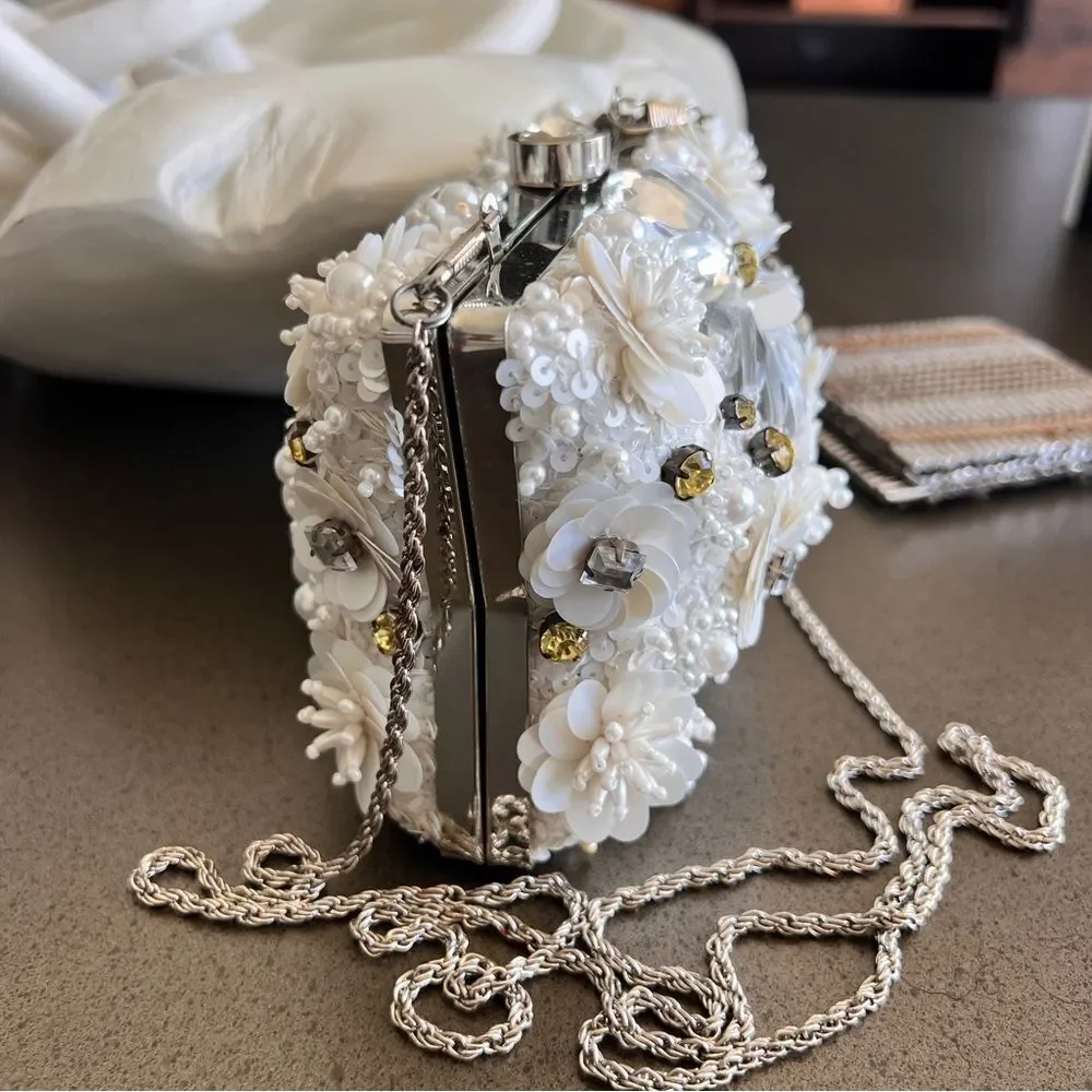 CETTA Y2K White Floral Sequins Embellished Evening Clutch